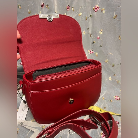 David Jones Red Shoulder Bag/Crossbody NWT - Picture 8 of 11